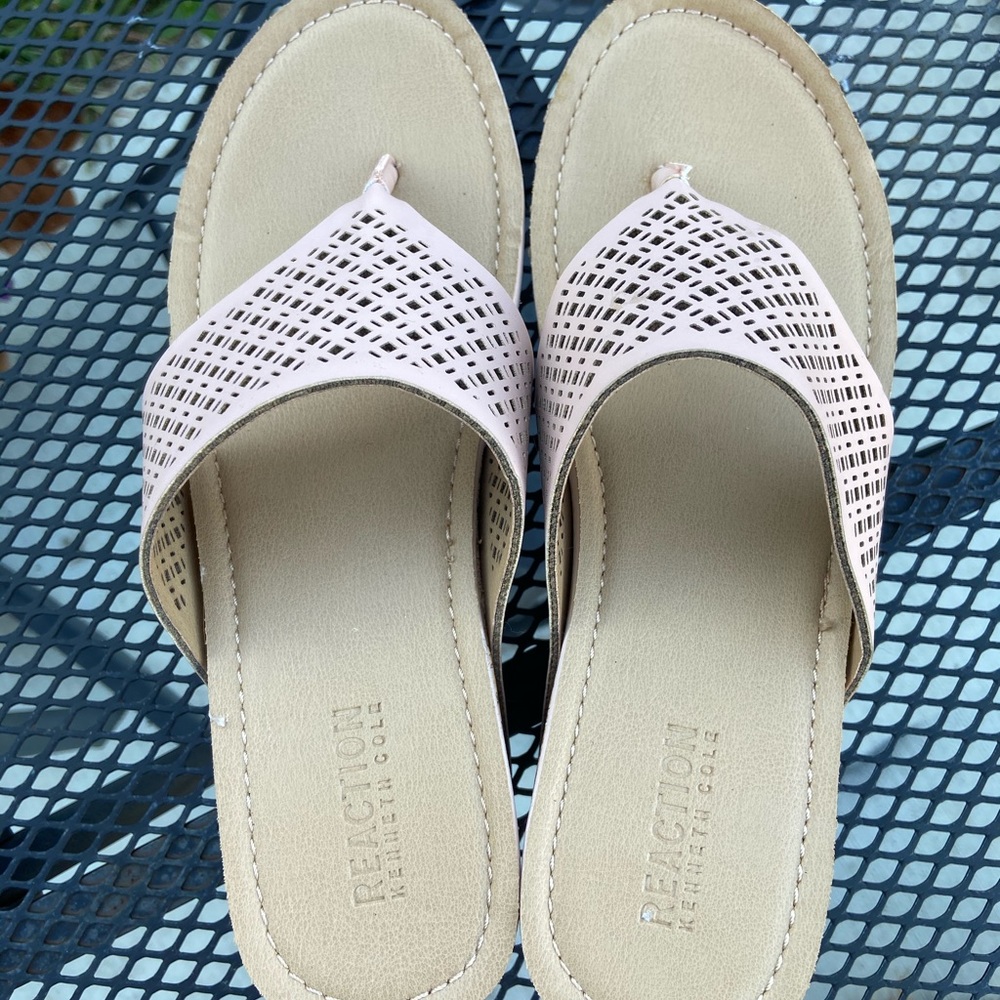 Kenneth Cole reaction wedges